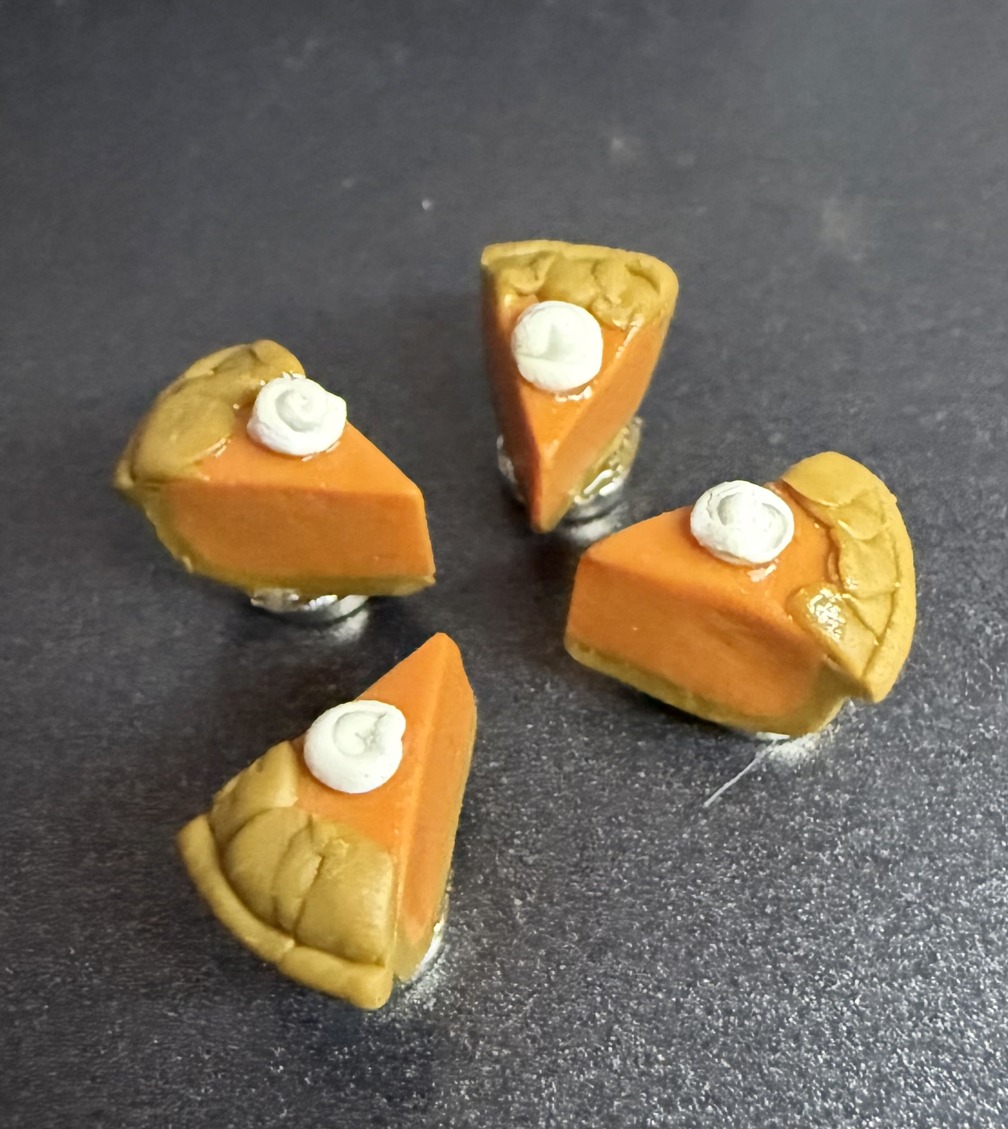 Pumpkin pie magnets